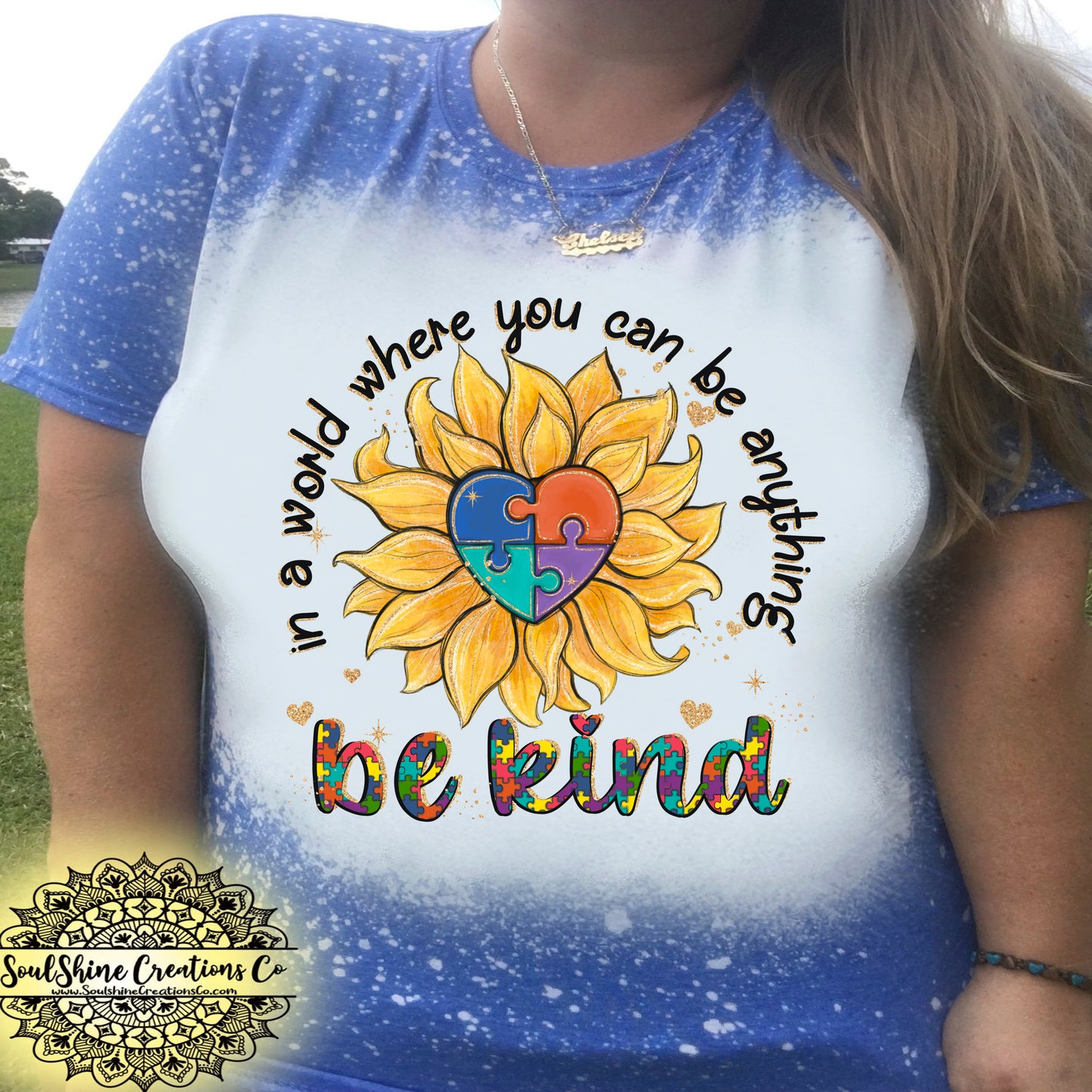 In a World where you can be anything Be Kind Shirt